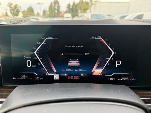 Used 2026 BMW X5 sDrive40i image 18