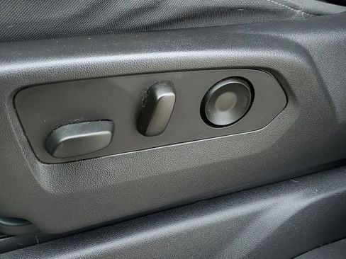 Used 2023 Chevrolet Silverado 1500 Custom Trail Boss image 19