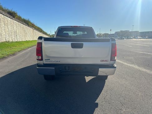 Used 2011 GMC Sierra 1500 SL image 4