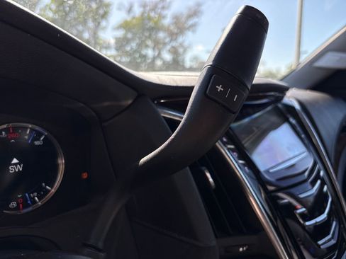 Used 2018 Cadillac Escalade 2WD image 27