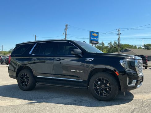 Used 2023 GMC Yukon Denali AWD/4WD image 5