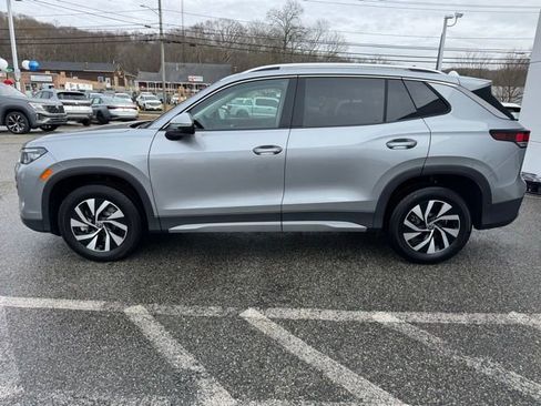 New 2025 Volkswagen Tiguan S AWD/4WD image 8