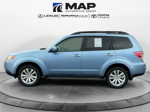 Used 2012 Subaru Forester 2.5X Premium w/ All-Weather Pkg AWD/4WD image 2