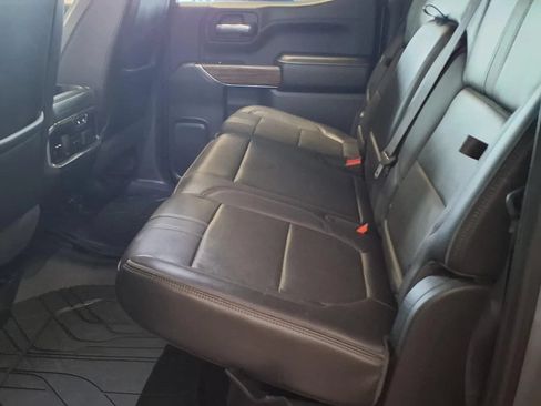 Used 2021 Chevrolet Silverado 1500 High Country w/ Technology Package AWD/4WD image 13