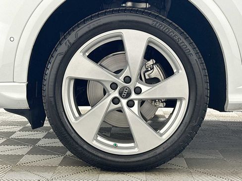 Certified 2025 Audi Q5 Premium Plus w/ Premium Plus image 29