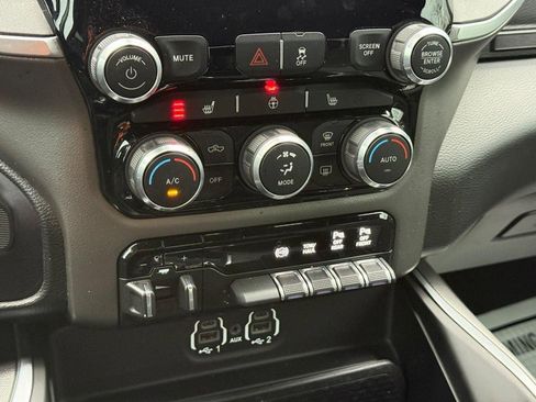 Used 2019 RAM 2500 Big Horn image 24