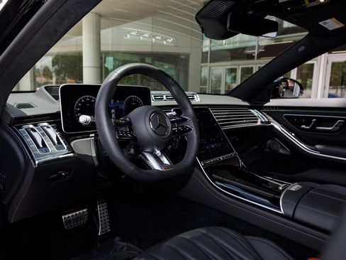 Used 2026 Mercedes-Benz S 63 AMG S image 43