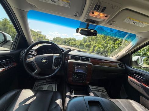 Used 2014 Chevrolet Tahoe LT AWD/4WD image 10
