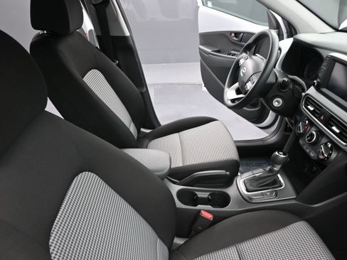 Used 2020 Hyundai Kona SE image 18