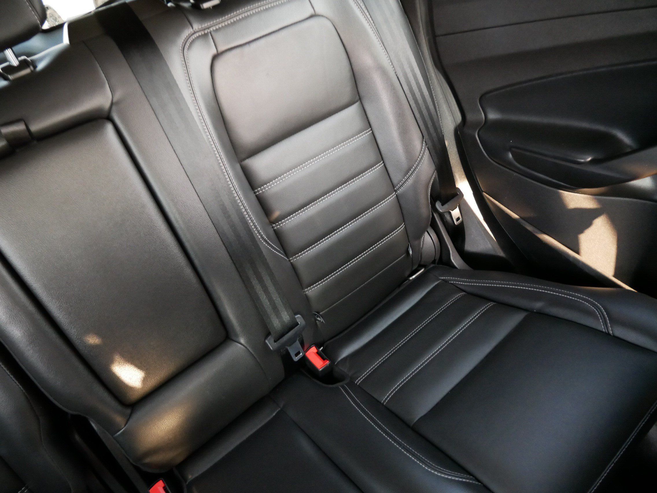 Used 2018 Ford Escape Titanium AWD/4WD image 14