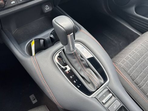 Certified 2024 Honda HR-V Sport image 32