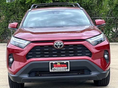 Used 2024 Toyota RAV4 XLE Premium FWD image 7