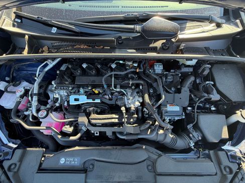 Used 2025 Toyota Prius LE image 30