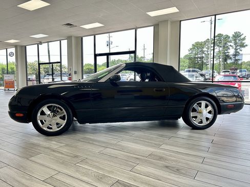 Used 2002 Ford Thunderbird RWD image 4