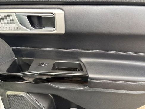 Used 2021 Ford Explorer ST w/ ST Street Pack image 43
