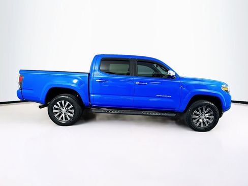 Used 2020 Toyota Tacoma Limited image 11