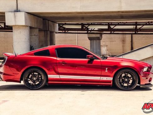 Used 2014 Ford Mustang Shelby GT500 w/ Equipment Group 821A RWD image 10