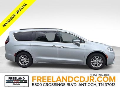 Used 2022 Chrysler Pacifica Touring-L