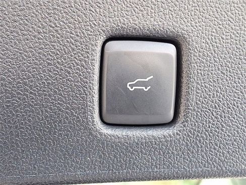 Used 2025 Ford Escape ST-Line Select image 24