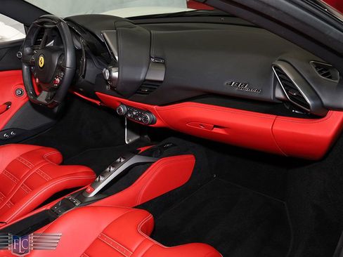 Used 2018 Ferrari 488 Spider RWD image 24