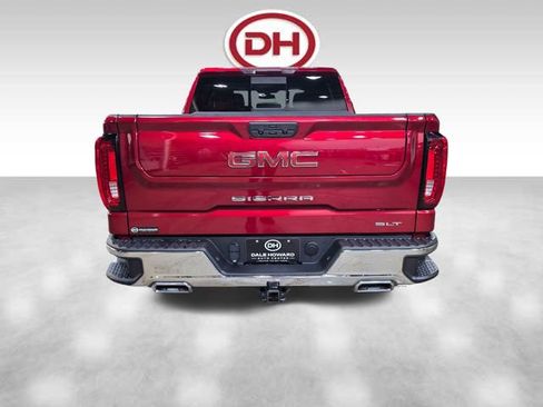 Used 2022 GMC Sierra 1500 SLT w/ SLT Premium Package AWD/4WD image 12