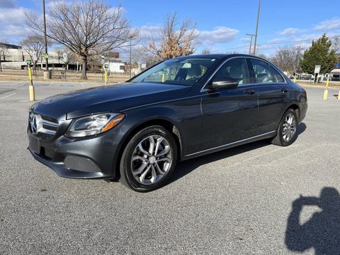 Used 2016 Mercedes-Benz C 300 4MATIC Sedan image 2