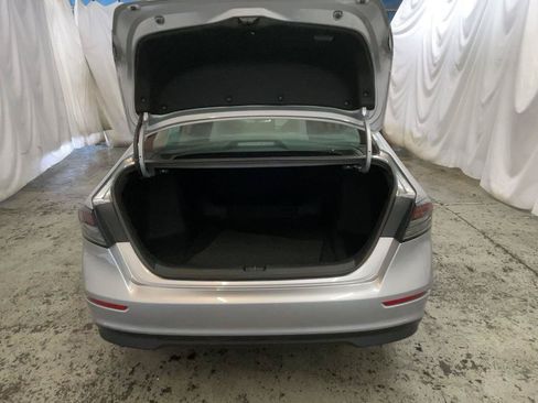 Used 2025 Honda Accord SE image 17