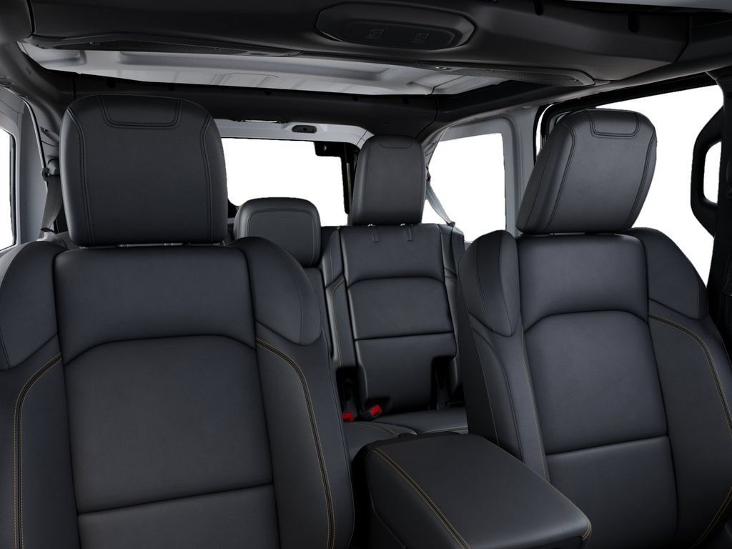 New 2025 Jeep Wrangler Unlimited Sahara AWD/4WD image 26