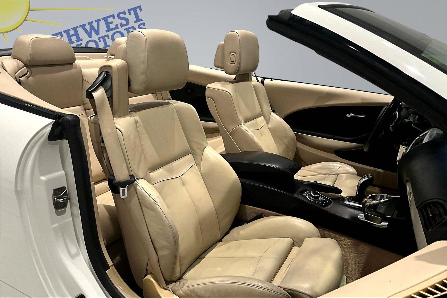Used 2010 BMW 650i Convertible w/ Sport Pkg RWD image 26