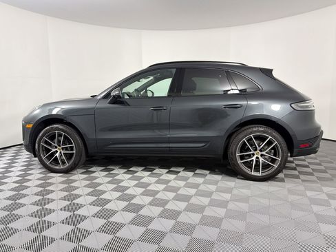 Certified 2026 Porsche Macan AWD/4WD image 2