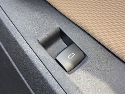 New 2026 Chevrolet Equinox ACTIV image 32