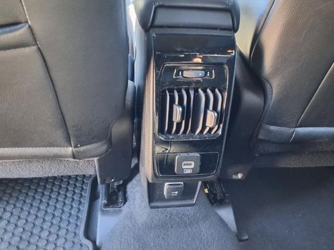 Used 2023 Jeep Compass Trailhawk image 8