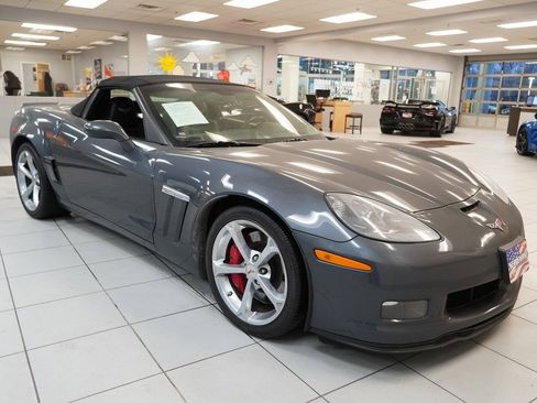 Used 2013 Chevrolet Corvette Grand Sport w/ 3LT Preferred Equipment Group image 12
