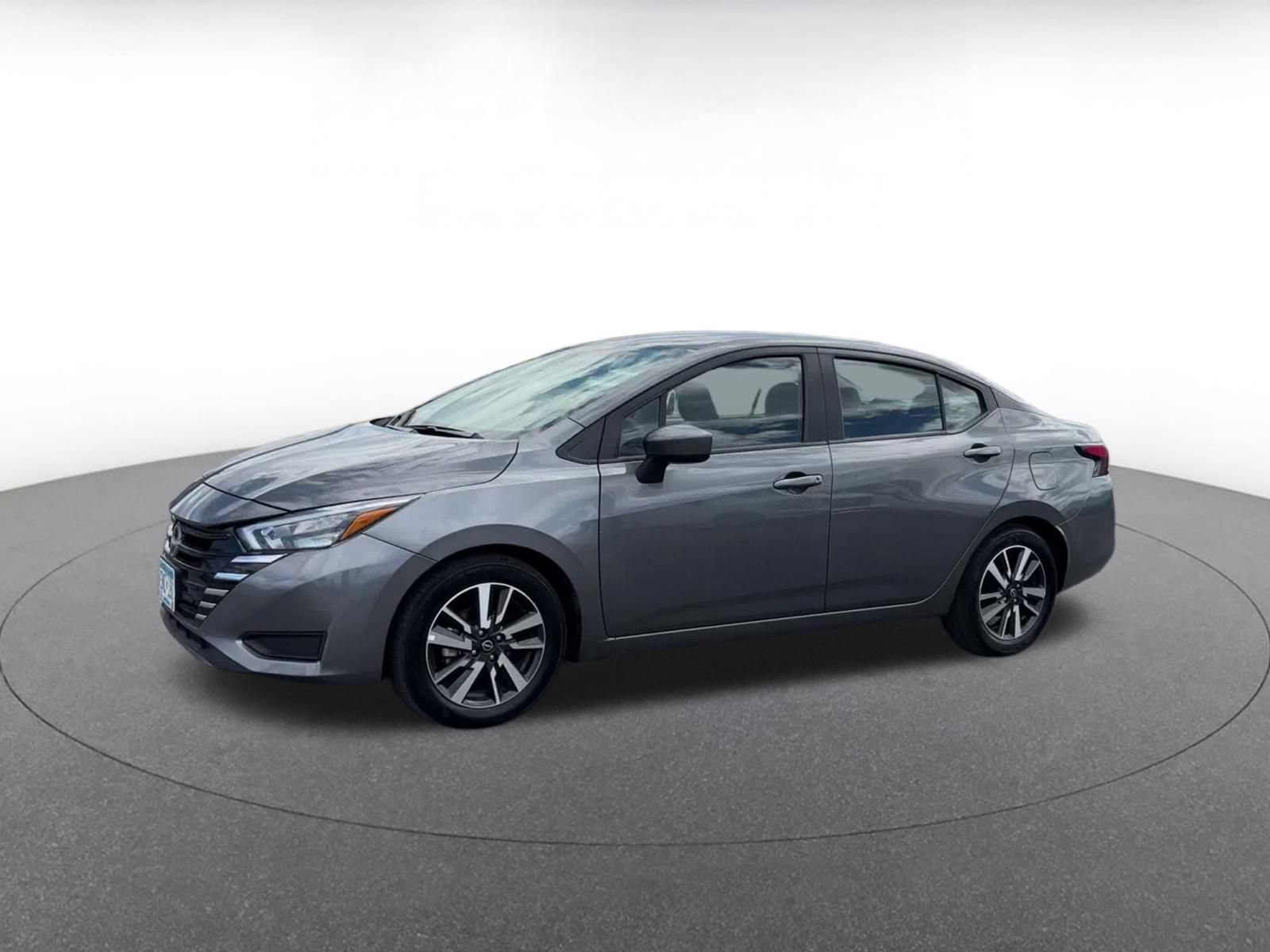 Used 2025 Nissan Versa SV FWD image 7
