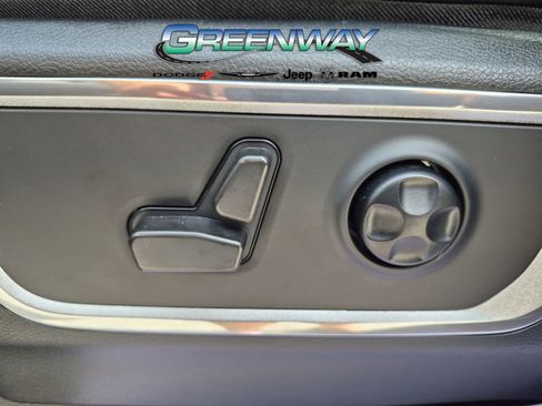 Used 2021 RAM 1500 Laramie w/ Sport Appearance Package AWD/4WD image 15