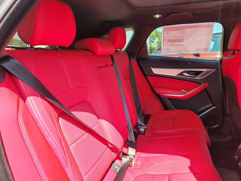 Used 2025 Jaguar F-PACE R-Dynamic S image 11