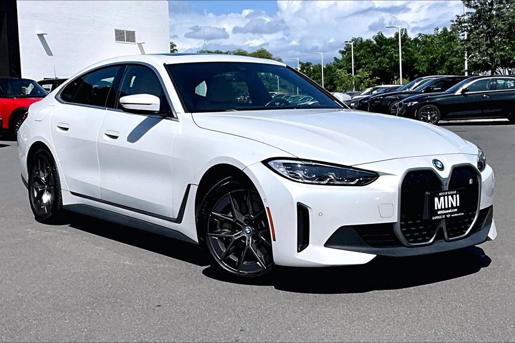 Used 2023 BMW i4 eDrive40 w/ Premium Package RWD image 29