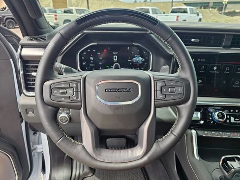Used 2026 GMC Sierra 1500 Denali Ultimate AWD/4WD image 12