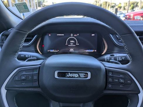 Used 2024 Jeep Grand Cherokee Limited w/ Trailer Tow Package image 35