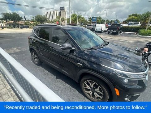 Used 2023 Kia Seltos EX AWD/4WD image 1
