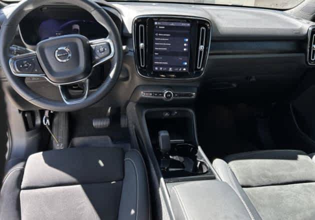 Used 2023 Volvo C40 P8 Recharge Ultimate w/ Protection Package Premier AWD/4WD image 3