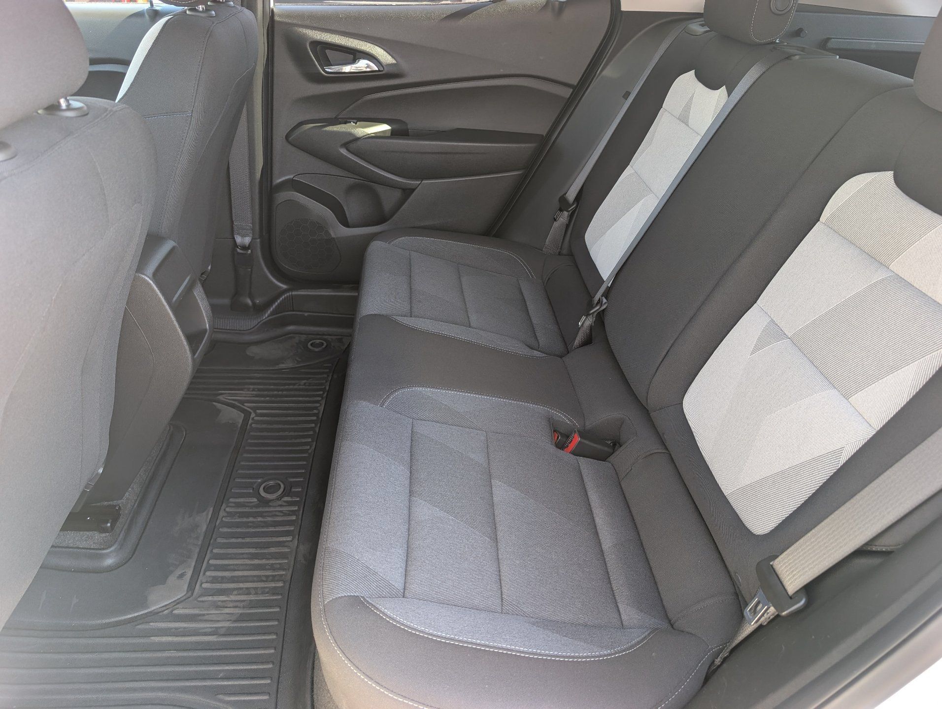 Used 2024 Chevrolet Trax LS FWD image 16