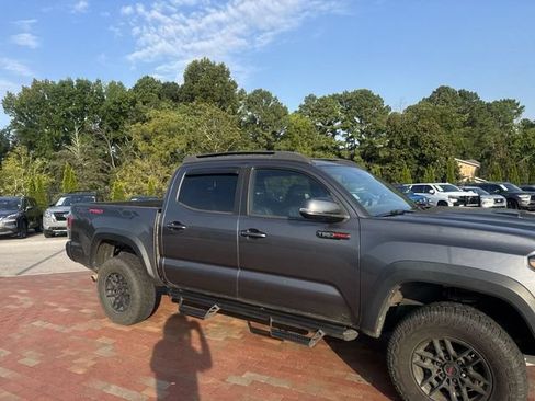 Used 2021 Toyota Tacoma TRD Pro AWD/4WD image 18