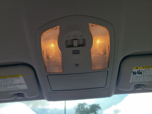 Used 2015 Toyota Prius Four image 28