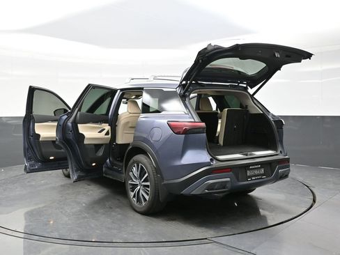 Used 2023 INFINITI QX60 Sensory AWD/4WD image 45