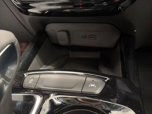 New 2026 Chevrolet Trax ACTIV w/ Sunroof Package image 20