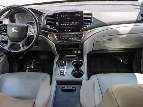 Used 2021 Honda Pilot Special Edition image 11