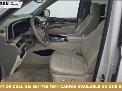 Used 2024 Cadillac Escalade ESV Sport Platinum w/ LPO, ONYX Package image 4