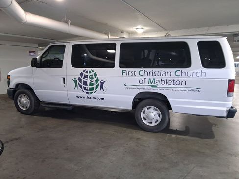 Used 2013 Ford E-350 and Econoline 350 XL w/ PWR Windows & Locks Group image 2