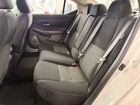 Used 2021 Nissan Sentra SV FWD image 13